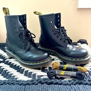 Dr. Marten Leather Combat Boots